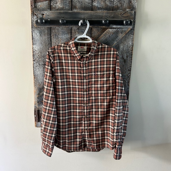 Men's Fjallraven Red, Brown & Cream Plaid Button Down Shirt - Picture 1 of 4